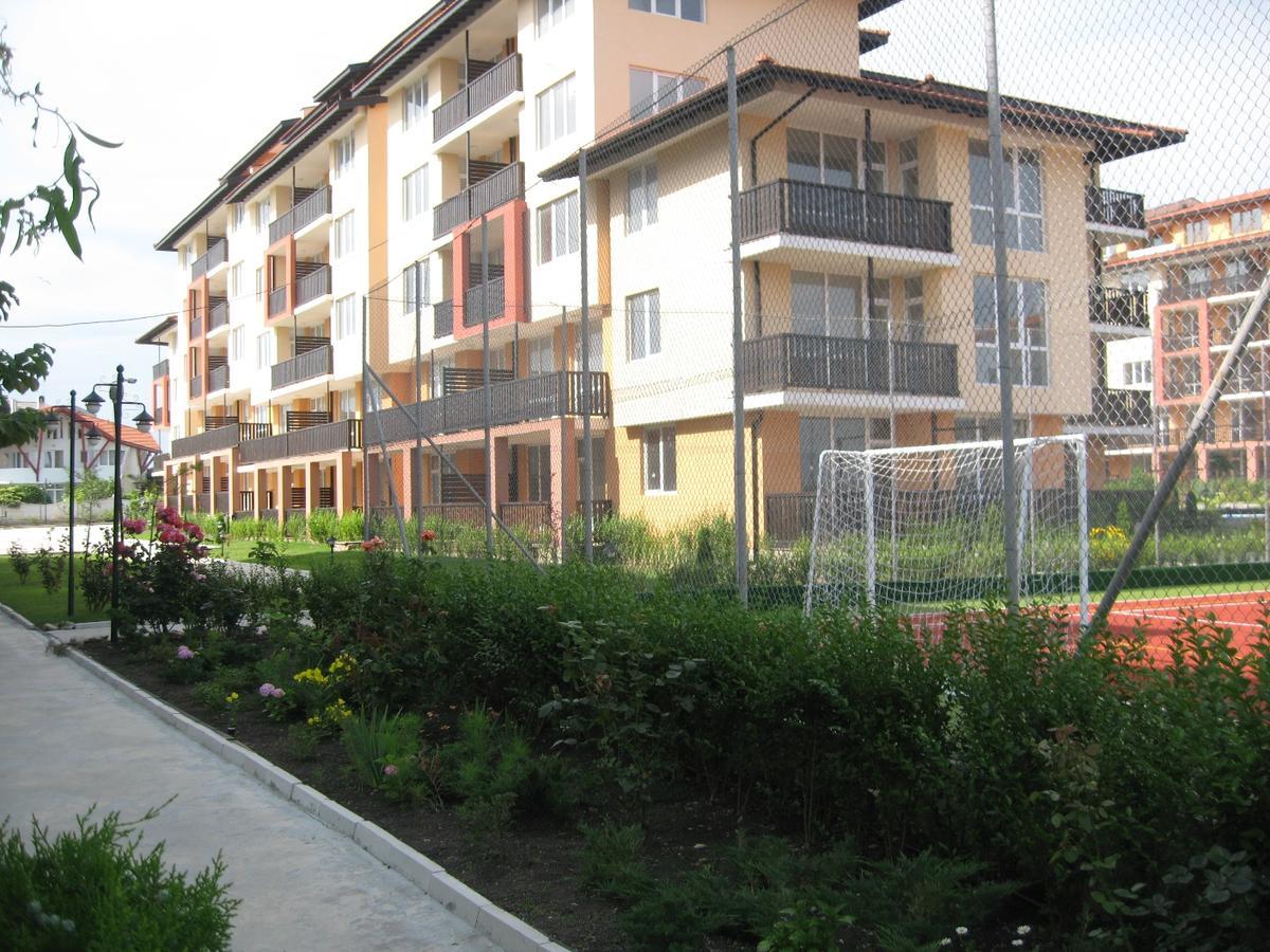 Apartcomplex Chateau Aheloy ภายนอก รูปภาพ