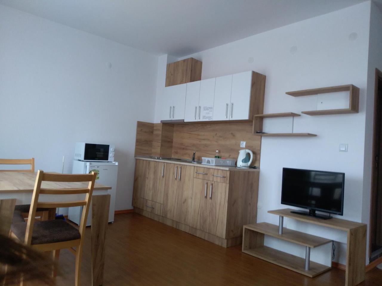 Apartcomplex Chateau Aheloy ภายนอก รูปภาพ